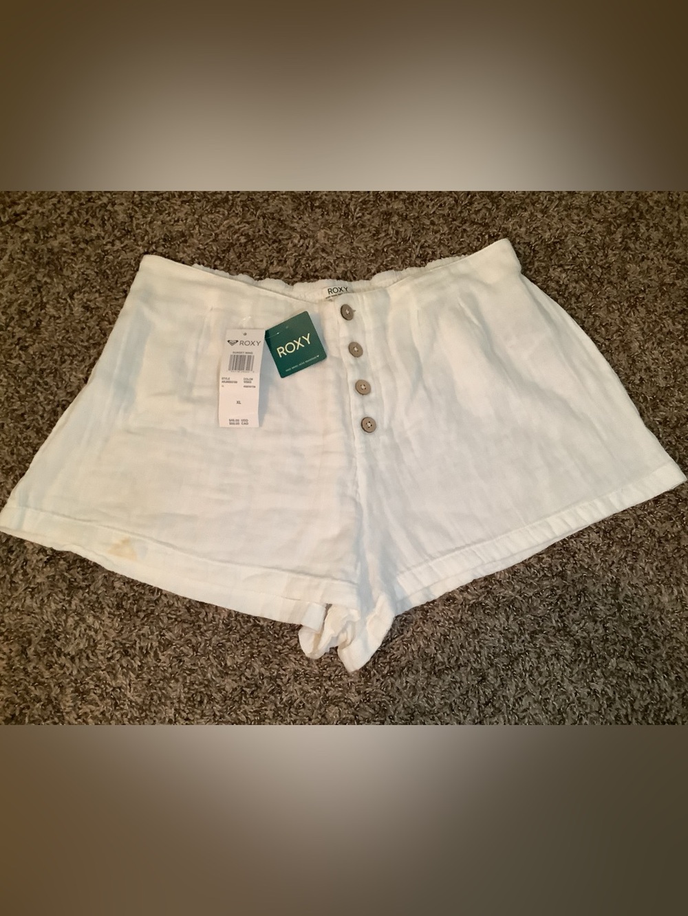 Roxy sunset mind shorts, new w/tags, size: XL